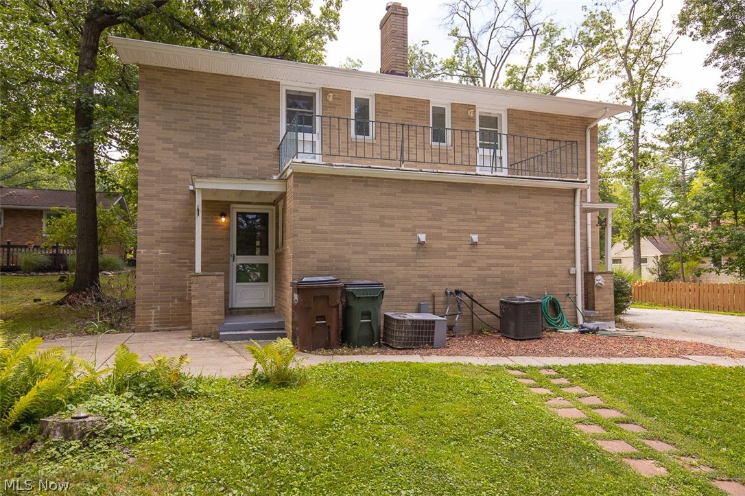 5144 Orchard Park Drive Parma OH 44134
