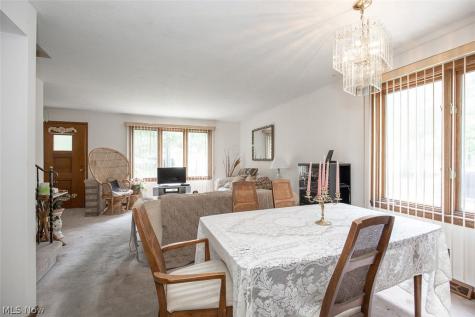 5144 Orchard Park Drive Parma OH 44134