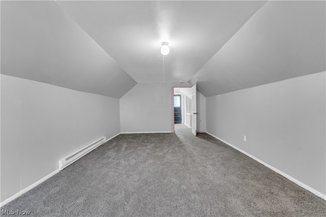 1523 Hillcrest Road East Cleveland OH 44118