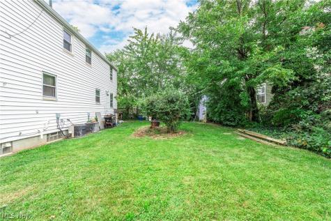 1105-1107 W 6th Street Lorain OH 44052