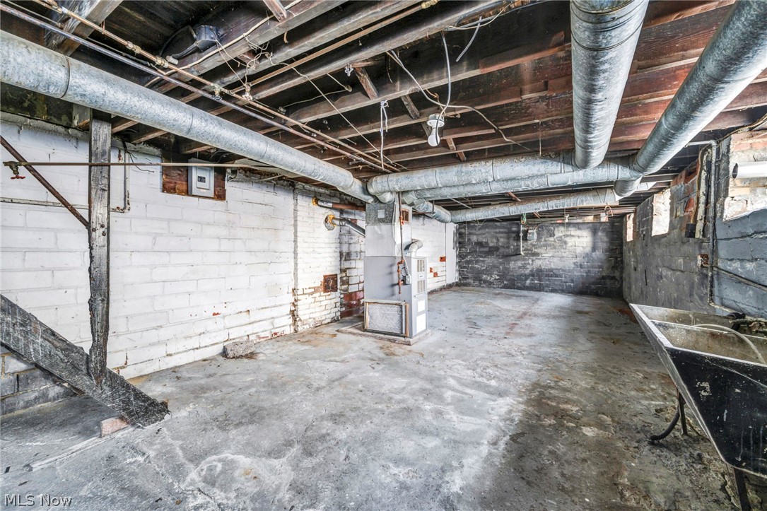 3847 W 38th Street Cleveland OH 44109