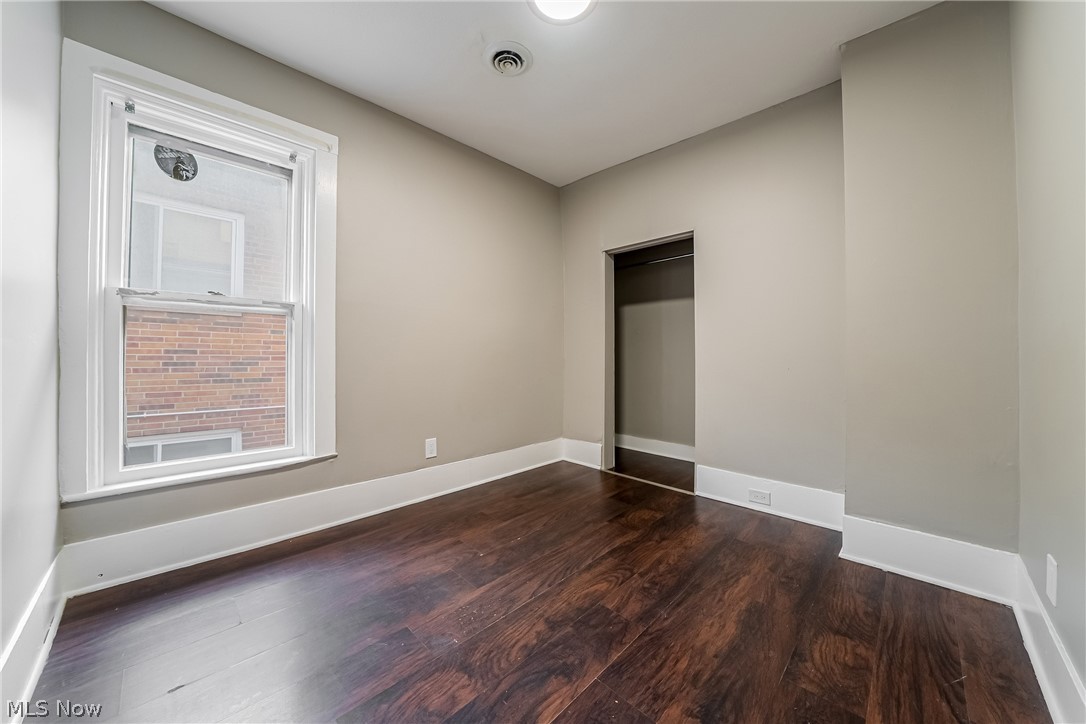 2809 Archwood Avenue Cleveland OH 44109