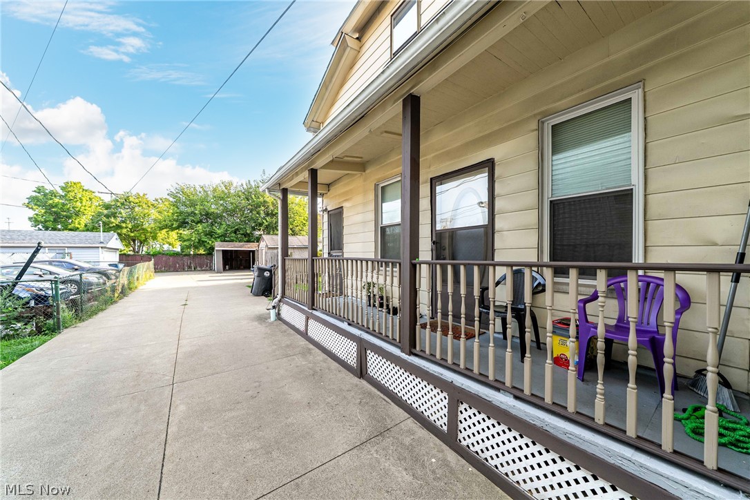 2809 Archwood Avenue Cleveland OH 44109