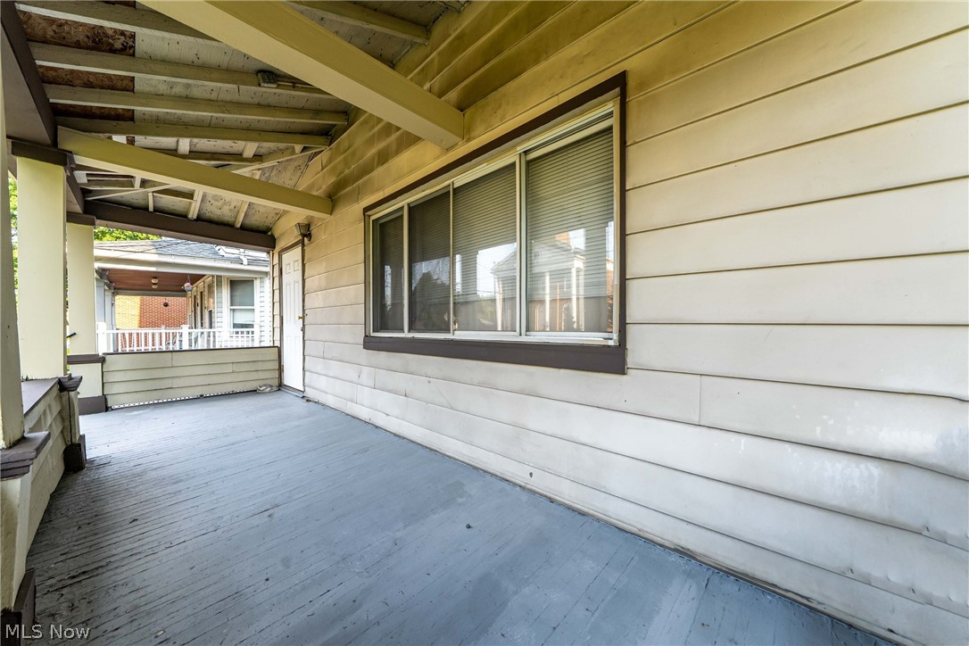 2809 Archwood Avenue Cleveland OH 44109