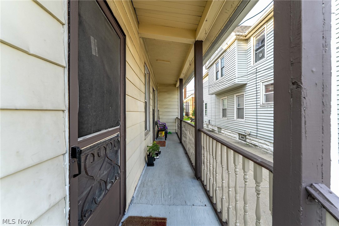 2809 Archwood Avenue Cleveland OH 44109