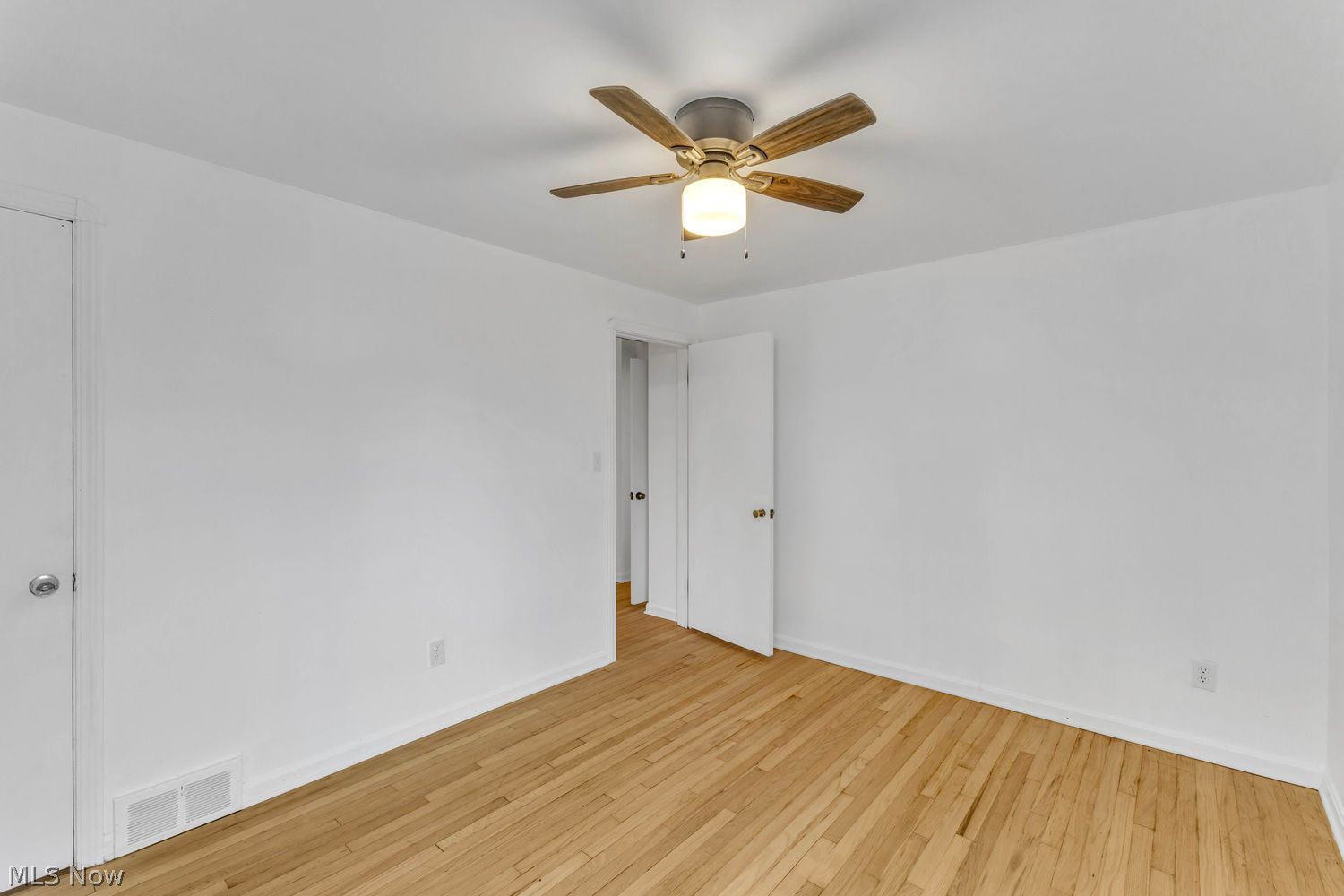 3098 Warren Road Cleveland OH 44111