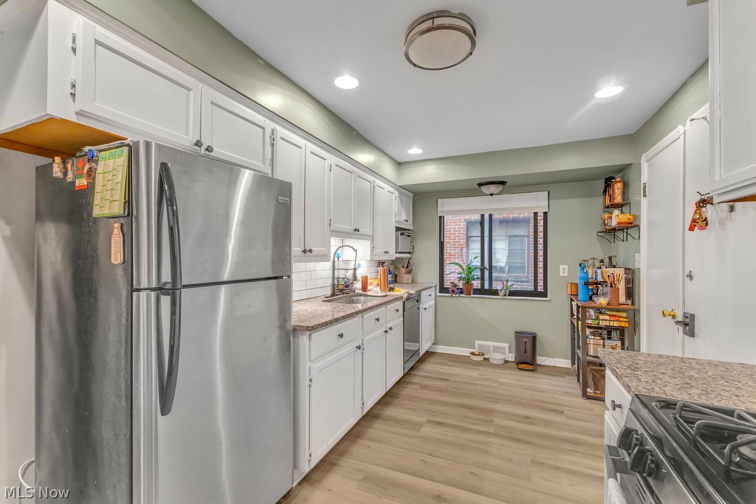 3098 Warren Road Cleveland OH 44111