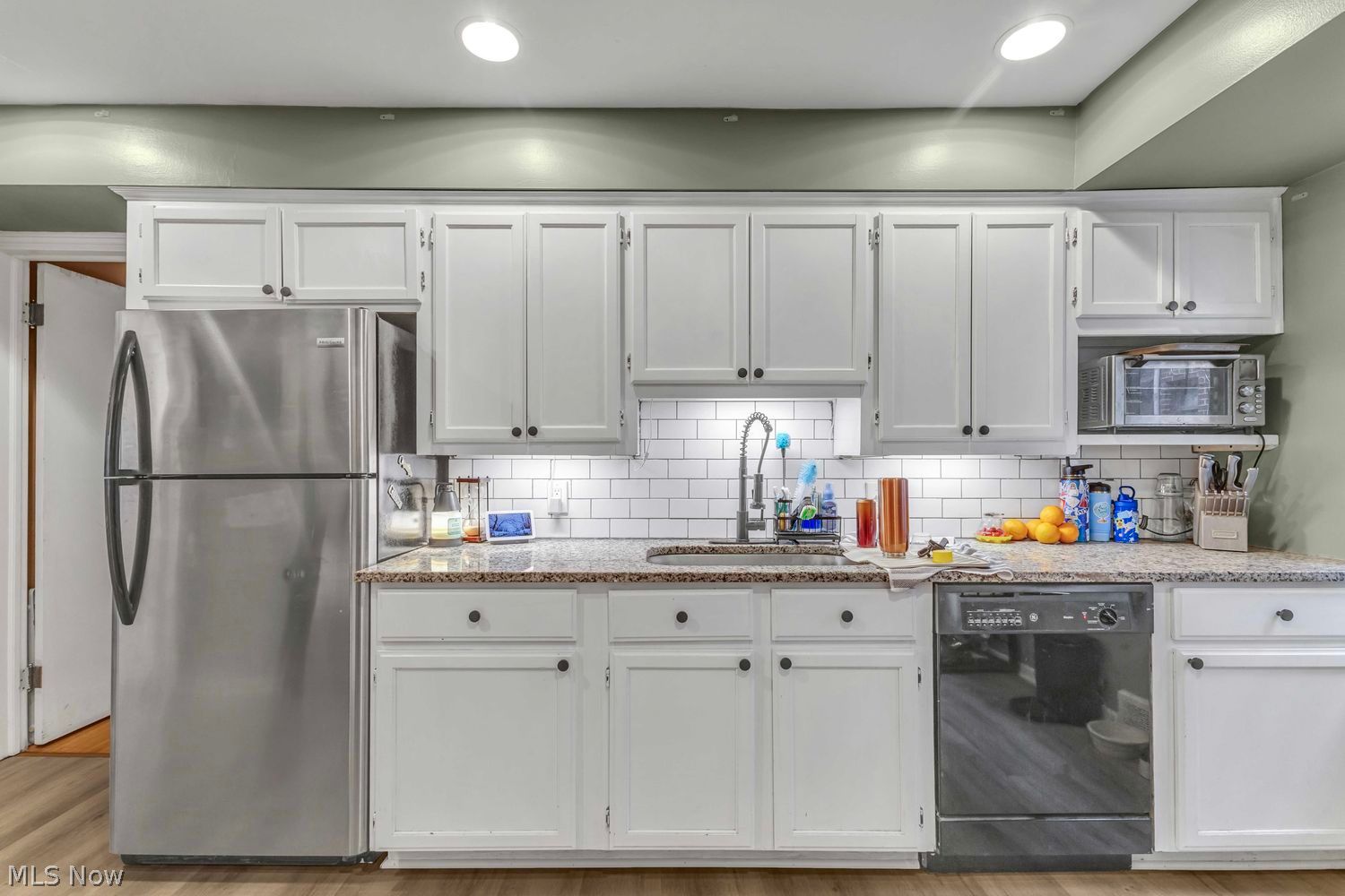 3098 Warren Road Cleveland OH 44111