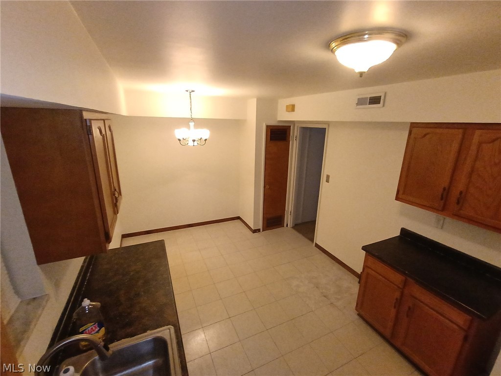 17902 Lake Shore Boulevard Cleveland OH 44119