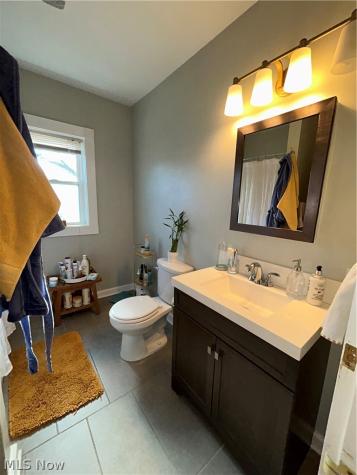 1305 W 106th Street Cleveland OH 44102