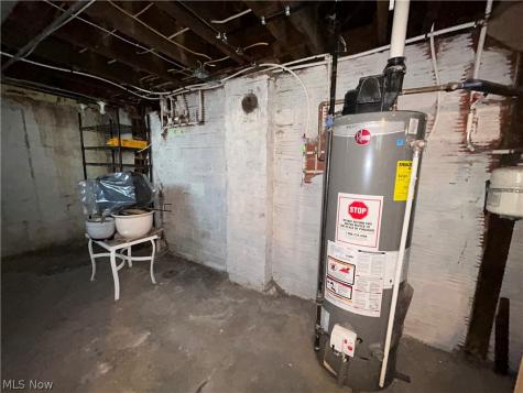 1305 W 106th Street Cleveland OH 44102