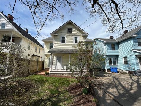 1305 W 106th Street Cleveland OH 44102