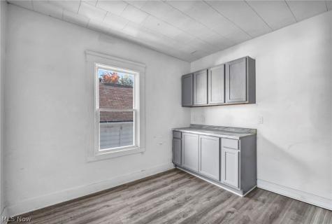 1068 E 68th Street Cleveland OH 44103