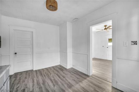 1068 E 68th Street Cleveland OH 44103