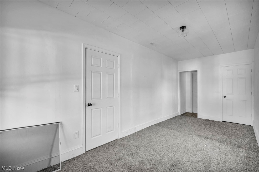 1068 E 68th Street Cleveland OH 44103