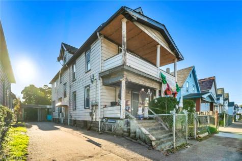 1068 E 68th Street Cleveland OH 44103