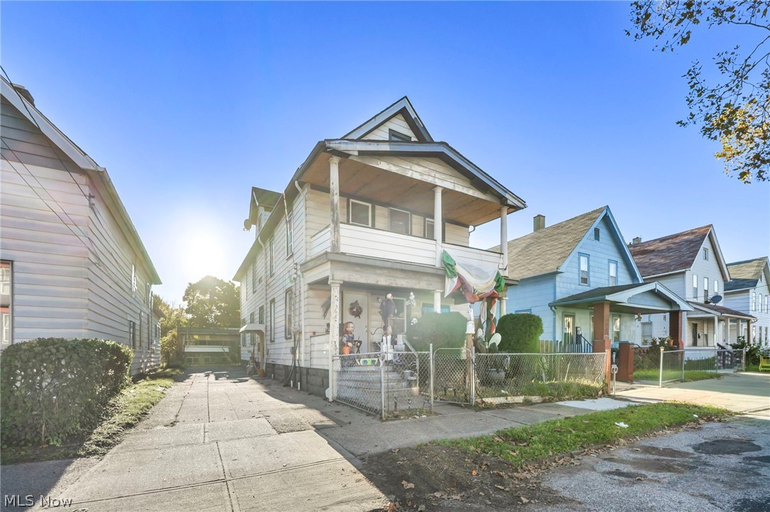 1068 E 68th Street Cleveland OH 44103