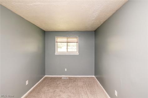 211 Brace Avenue Elyria OH 44035