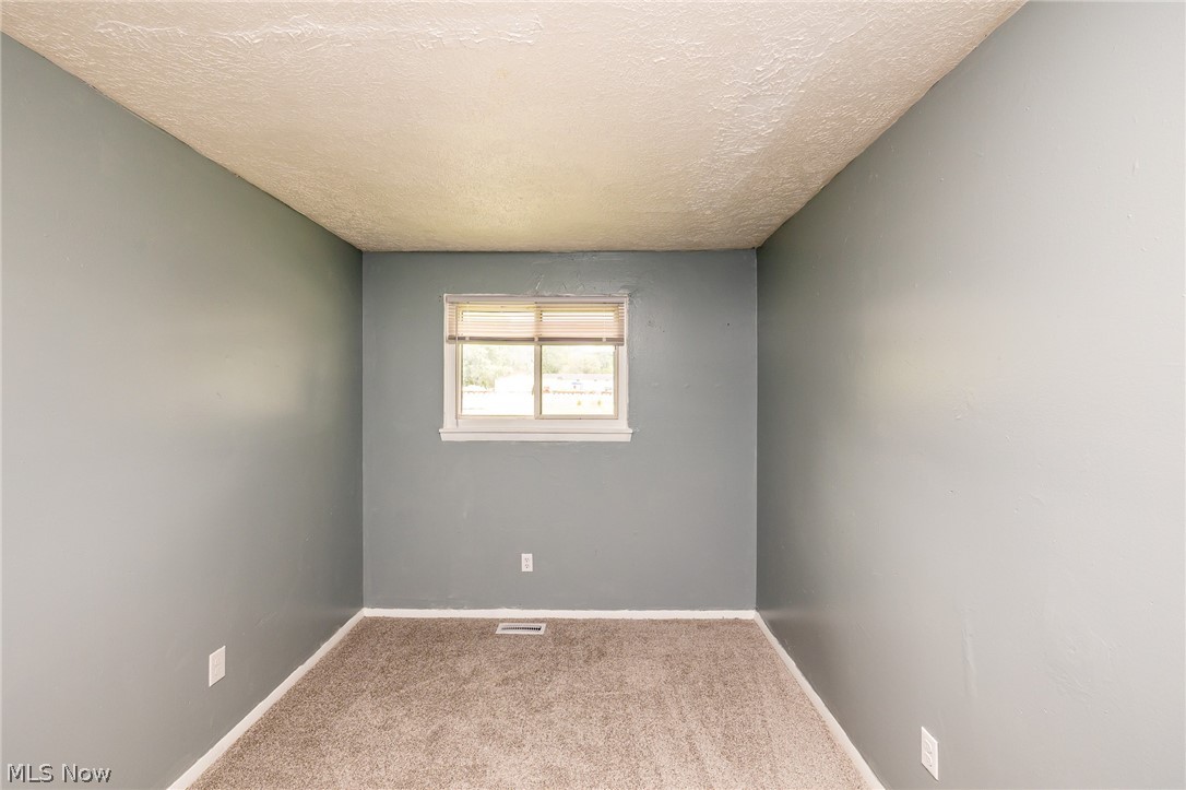 211 Brace Avenue Elyria OH 44035