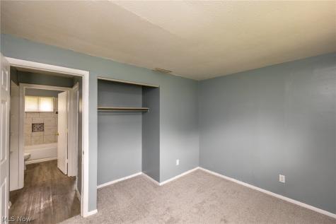 211 Brace Avenue Elyria OH 44035