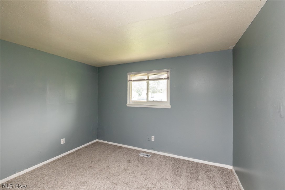 211 Brace Avenue Elyria OH 44035