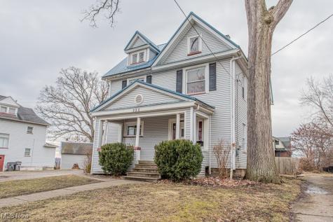 826 Michigan Avenue Youngstown OH 44504