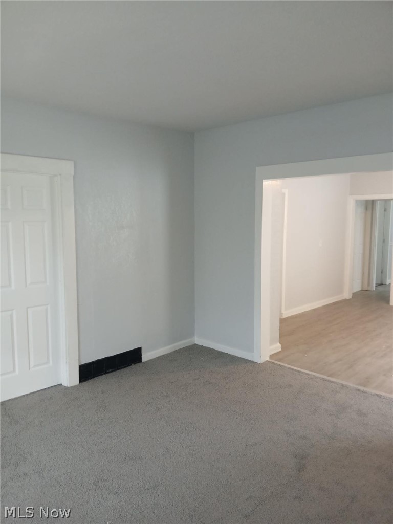 6723 Clement Avenue Cleveland OH 44105