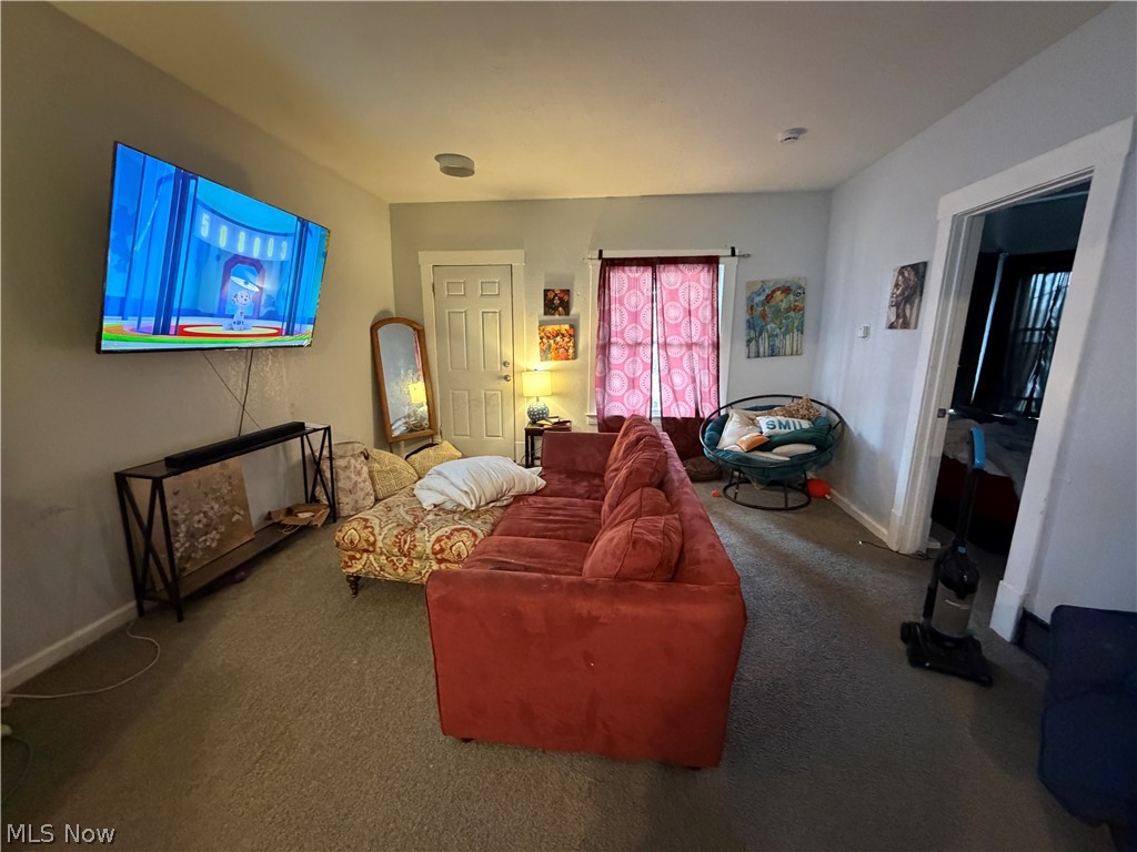 6723 Clement Avenue Cleveland OH 44105
