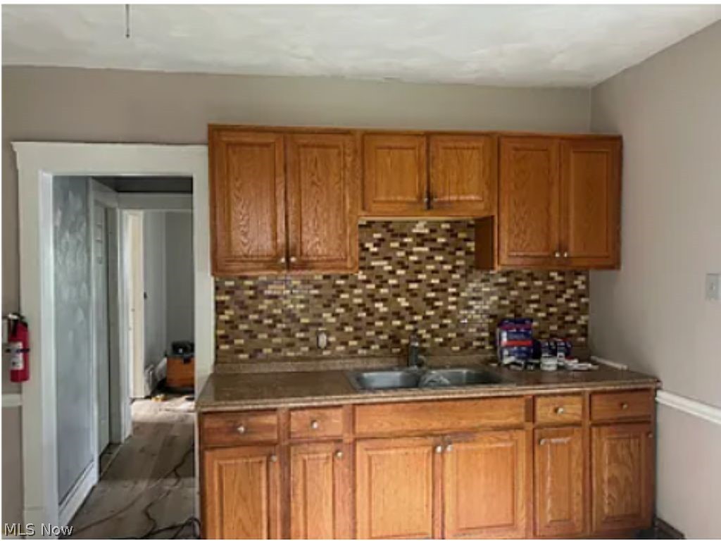 12021 Forest Avenue Cleveland OH 44120