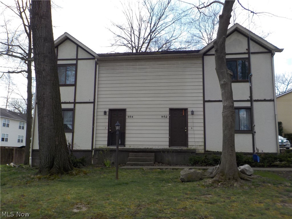 954 Tallmadge Road Cuyahoga Falls OH 44221