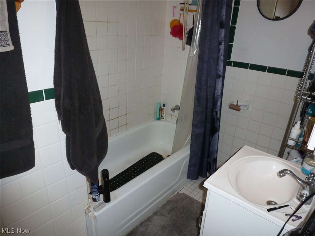 117 A&b High Street Flushing OH 43977