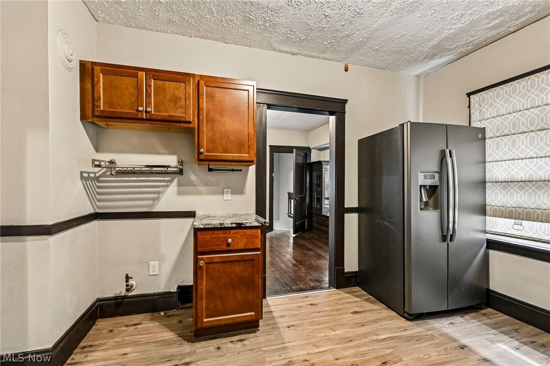 1362 W 93rd Street Cleveland OH 44102