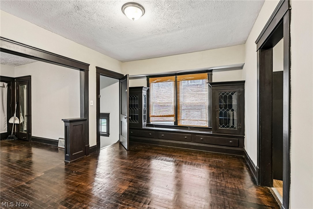 1362 W 93rd Street Cleveland OH 44102