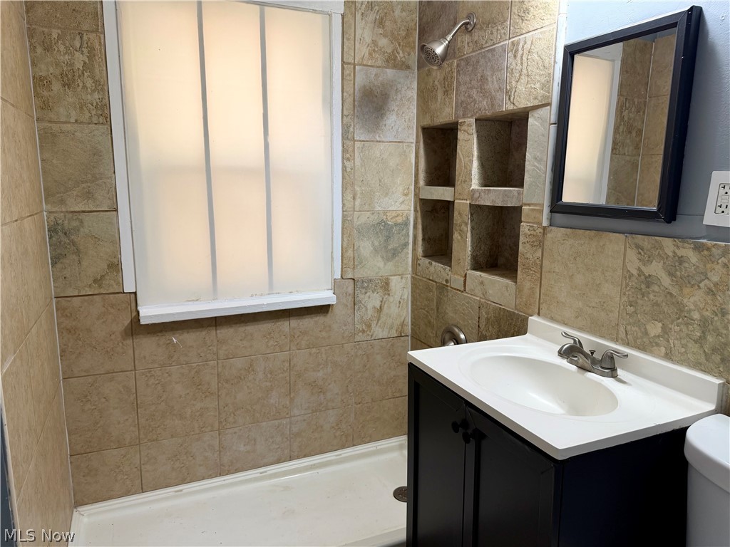 3847-3849 W 136th Street Cleveland OH 44111