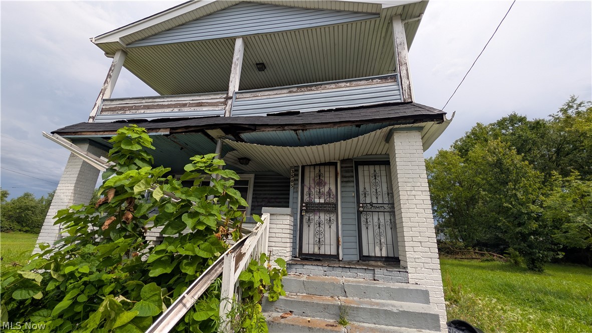 3585 E 116th Street Cleveland OH 44105