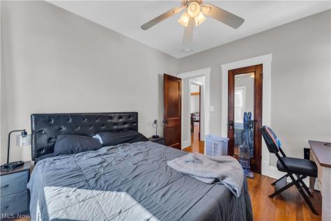 1485 Orchard Grove Avenue Lakewood OH 44107