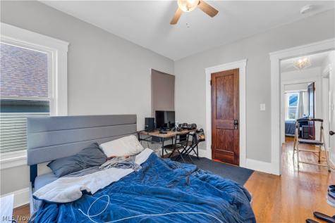 1485 Orchard Grove Avenue Lakewood OH 44107