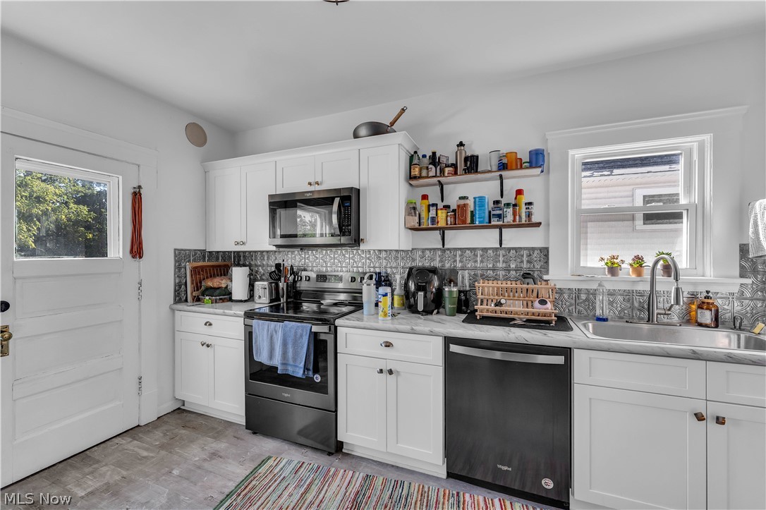 1485 Orchard Grove Avenue Lakewood OH 44107