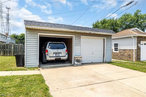 9160 Memphis Avenue Cleveland OH 44144