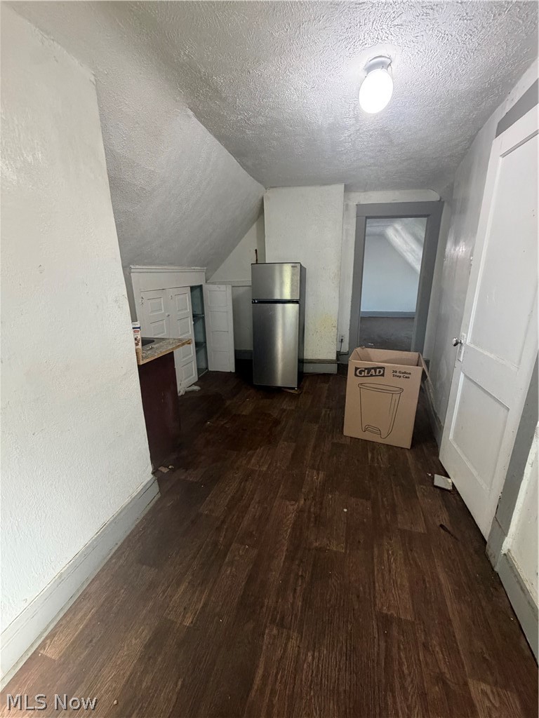 9904 Parkgate Avenue Cleveland OH 44108