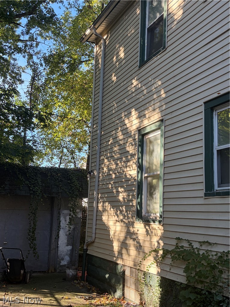 9904 Parkgate Avenue Cleveland OH 44108