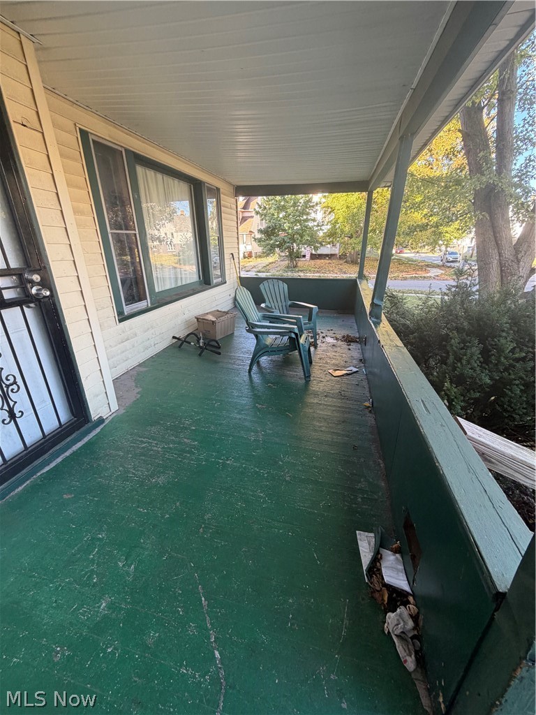 9904 Parkgate Avenue Cleveland OH 44108