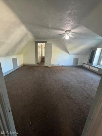 9904 Parkgate Avenue Cleveland OH 44108