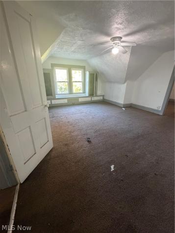9904 Parkgate Avenue Cleveland OH 44108