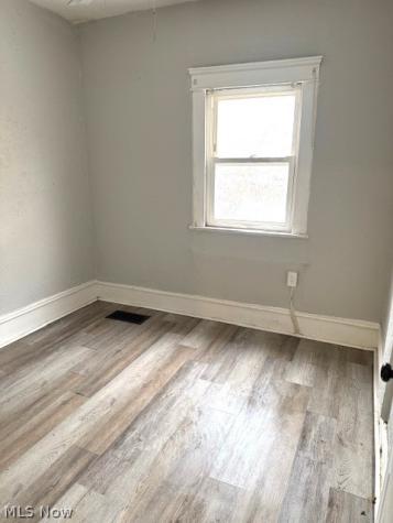 2362 E 76th Street E Cleveland OH 44104
