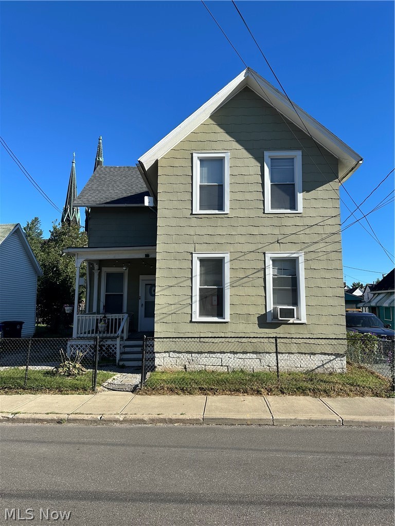 1924 Rowley Avenue Cleveland OH 44109