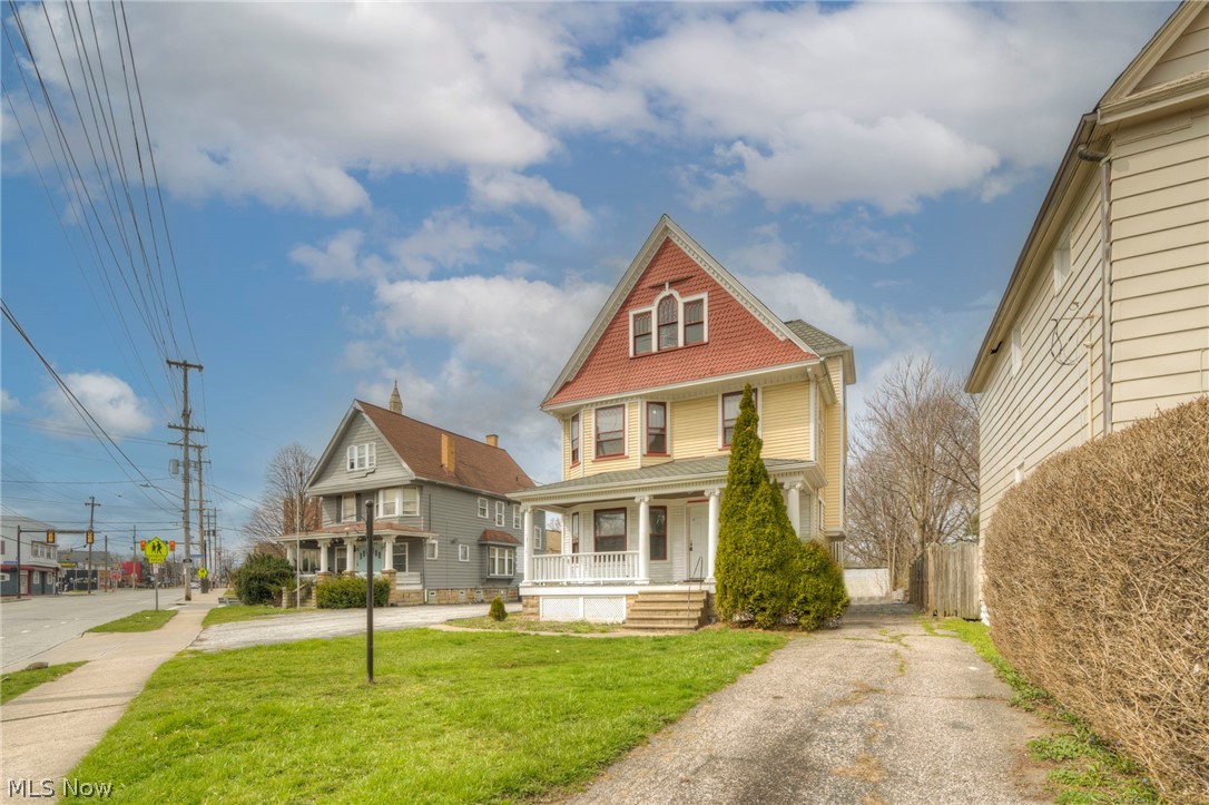 4432 Pearl Road Cleveland OH 44109