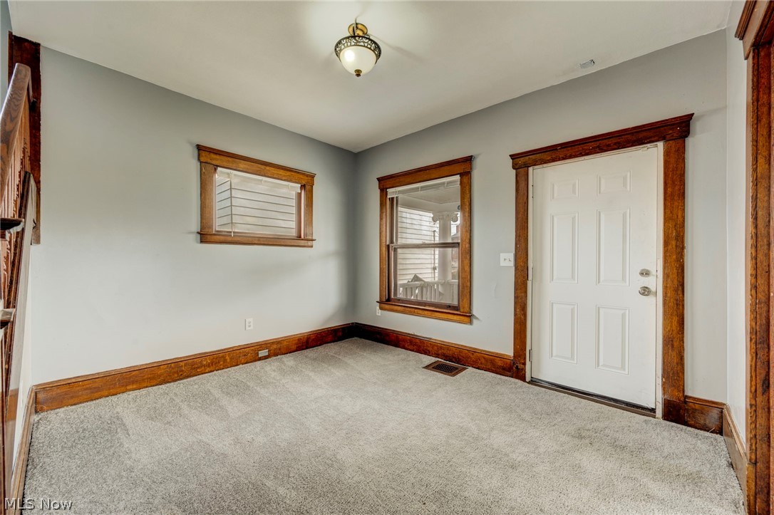 4432 Pearl Road Cleveland OH 44109