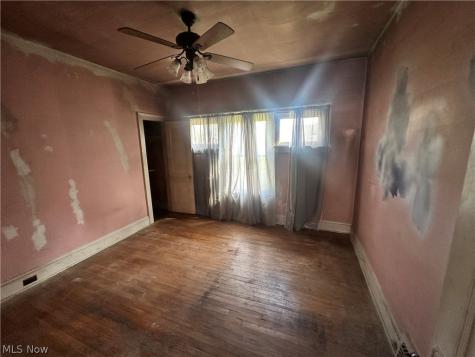 11424 Tuscora Avenue Cleveland OH 44108