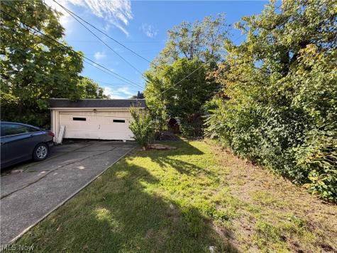 3266 E 123rd Street Cleveland OH 44120